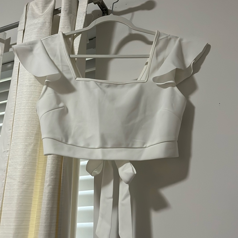 White, tie back cropped shirt